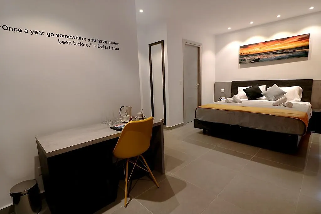 Luma Residence San Julián Malta